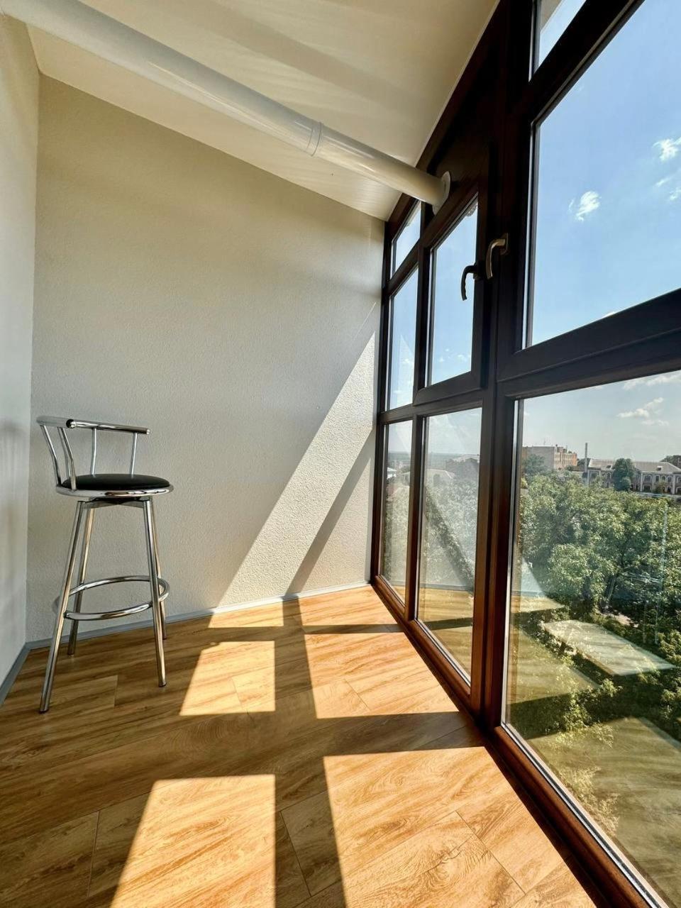 Apartment Apartpoltava сонячний парк: дизайнерська розкіш у історичному центрі